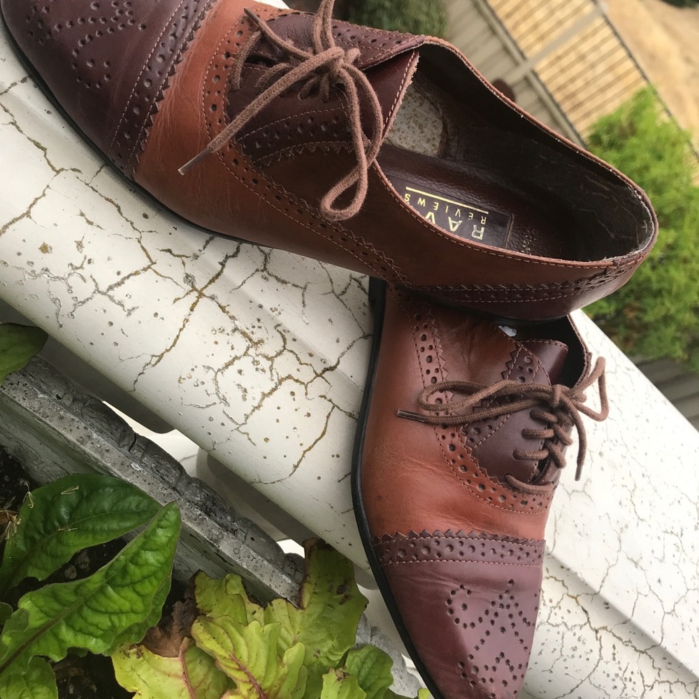 Shoes - Picture 4 of 5
